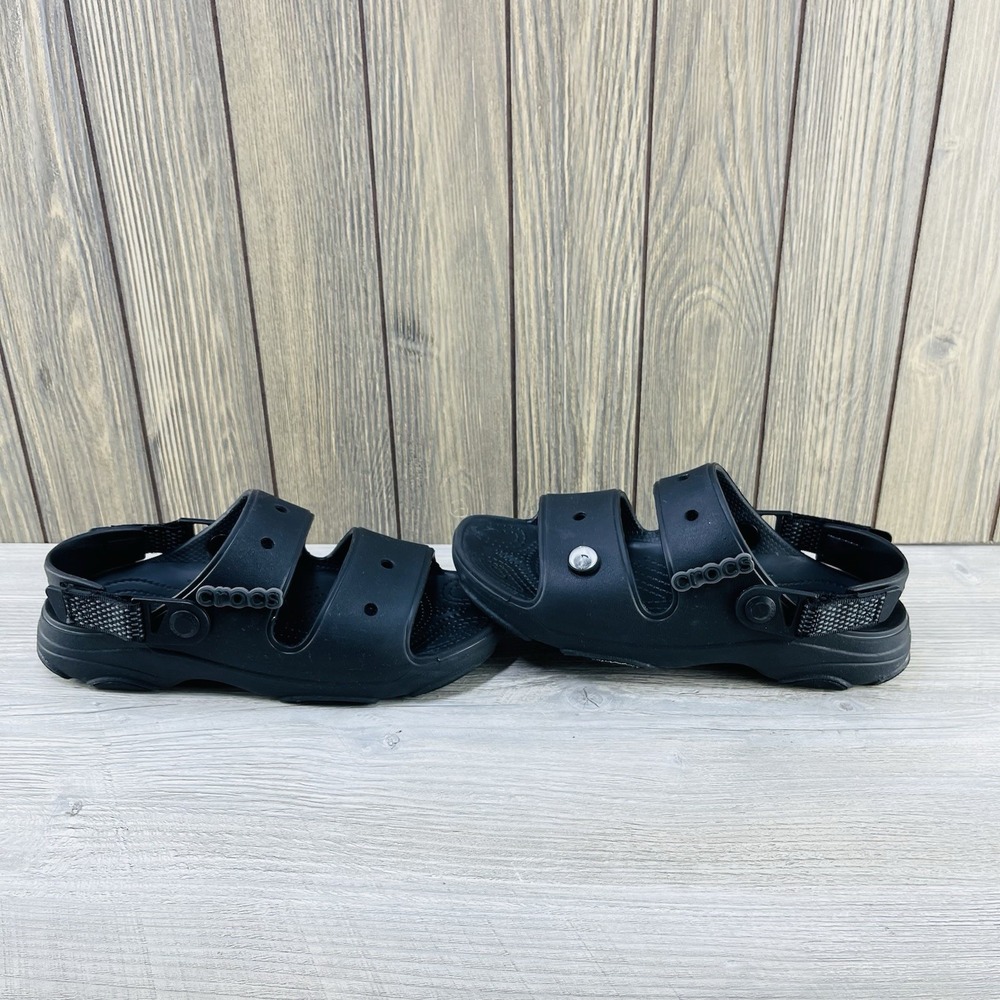 CROCS Black Open-Toe Strap Sandals